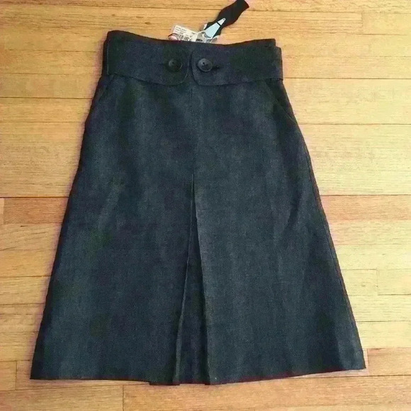 A line black chambray skirt. NEW WITH TAGS - Picture 2 of 7